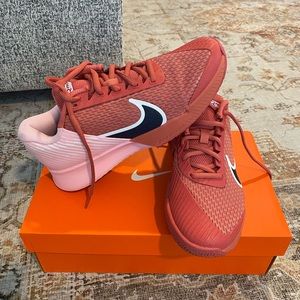 Nike Zoom Vapor Pro 2 in Pink and Red Women’s Tennis Shoes